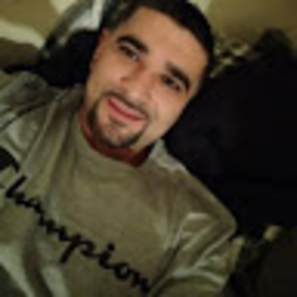 Meet your Posher, Derek - Picture 1 of 1